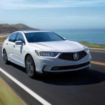 2018 Acura RLX white background