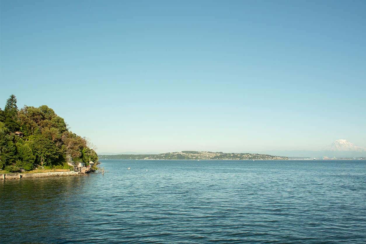 picture of water near the federal way washington area