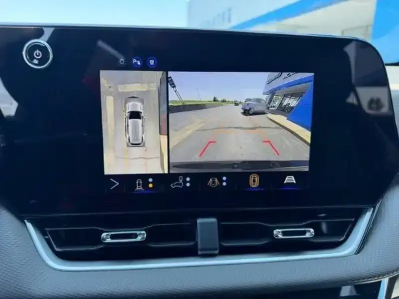 2027 Chevrolet Equinox Dash
