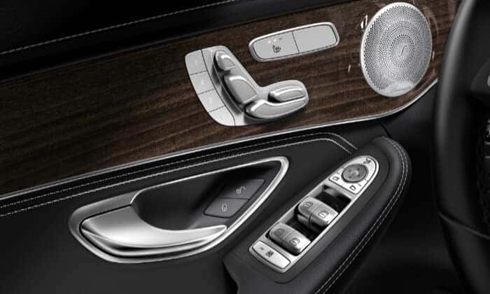 2019 Mercedes-Benz GLC Comfort Controls