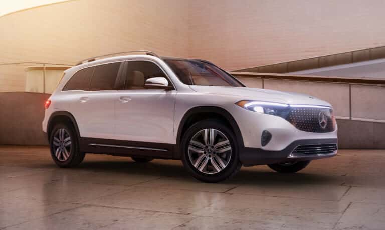 2025 Mercedes-Benz EQB SUV Exterior Parking Garage