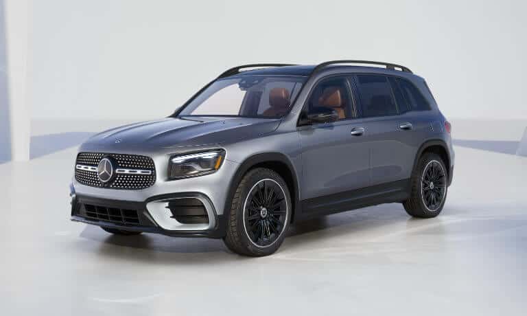 2026 Mercedes-Benz GLB SUV Exterior Beauty Shot