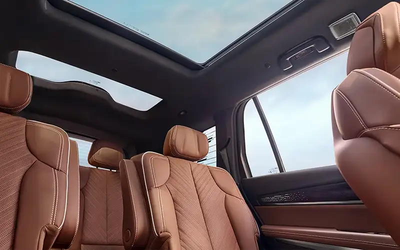 Cadillac VISTIQ Third Row Seating