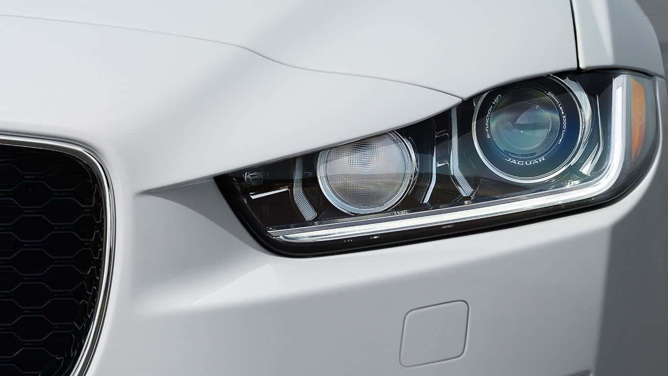 2018 Jaguar XE Headlight