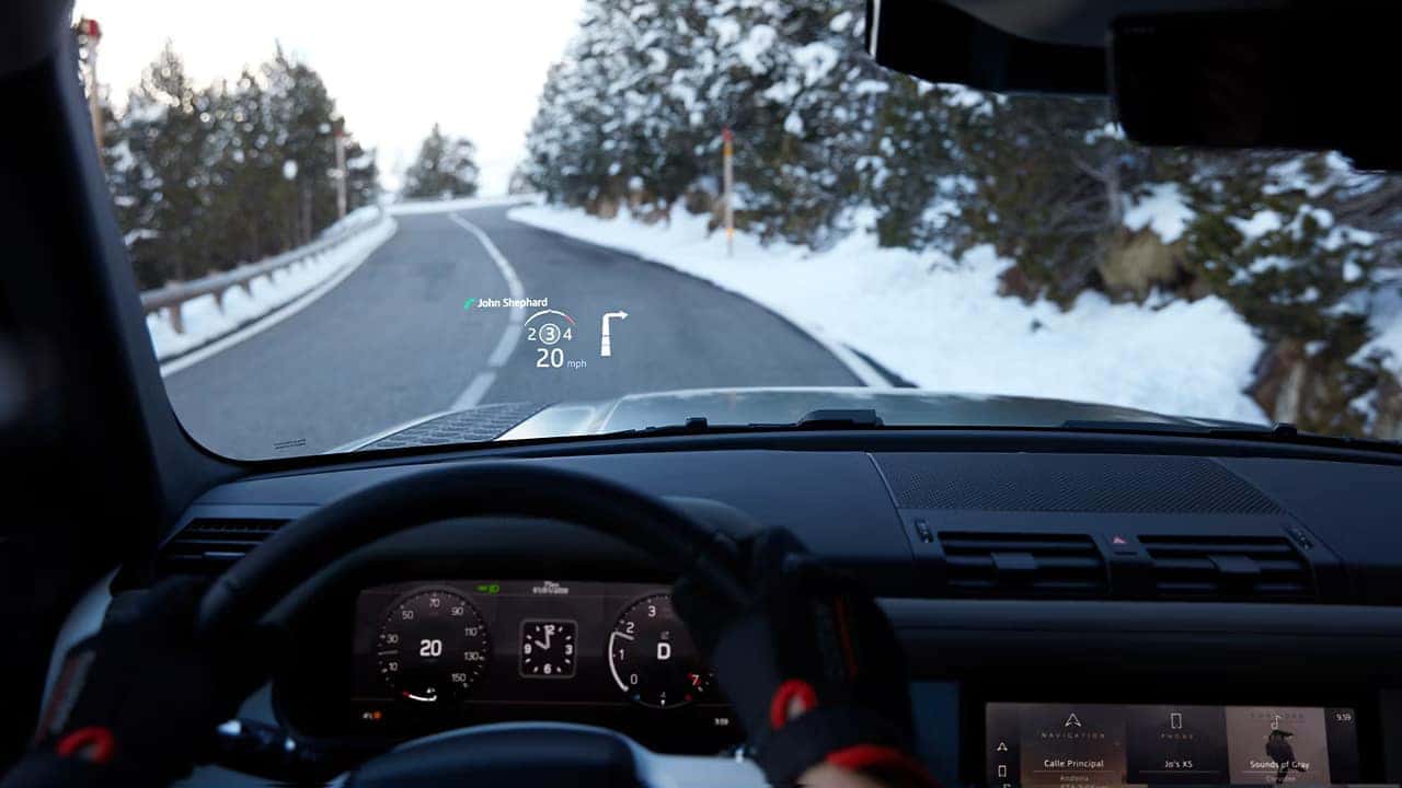 head up display on the defender 110
