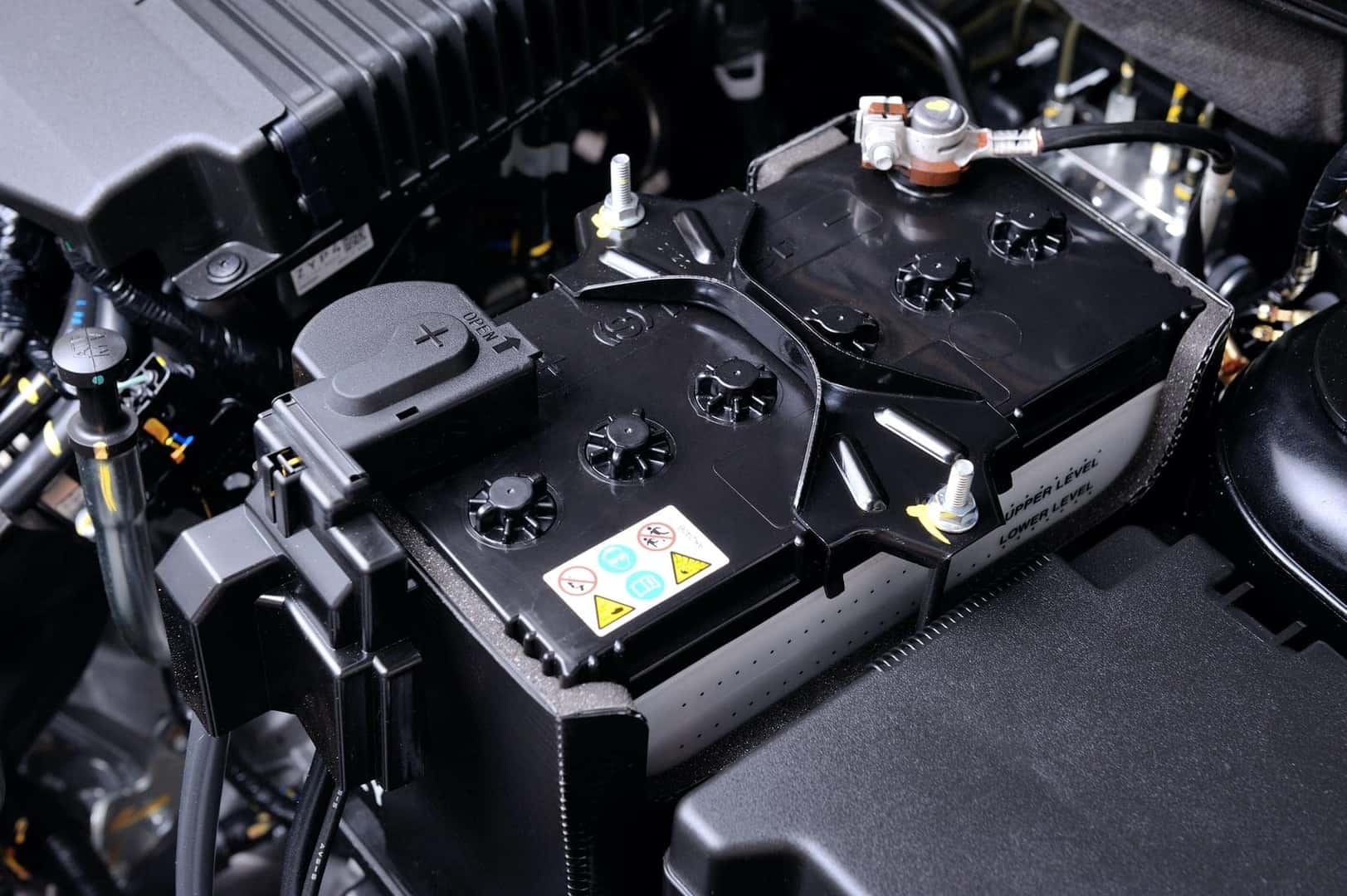 Land Rover battery replacement with BMS registration at 1030 28th Street SE Grand Rapids