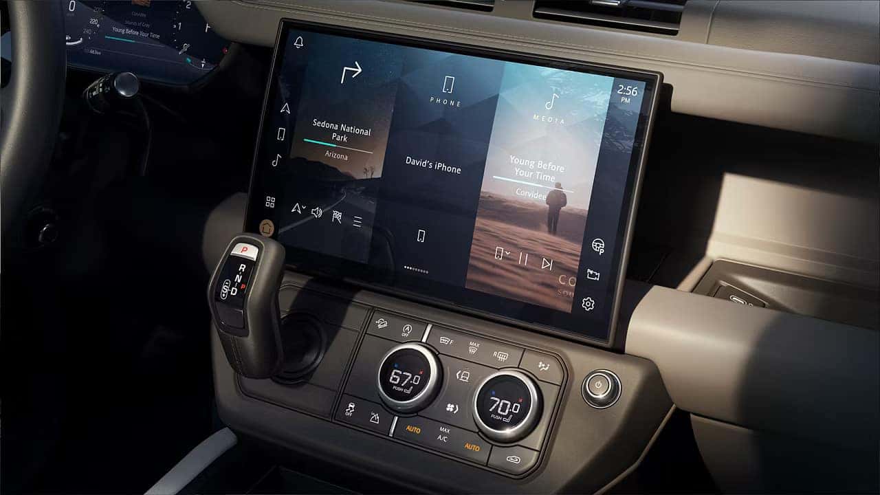 2027 Defender 110 technology and infotainment