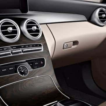 2018 Mercedes-Benz C-Class Dash