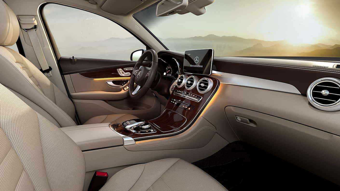 2019 Mercedes-Benz GLC SUV front seating