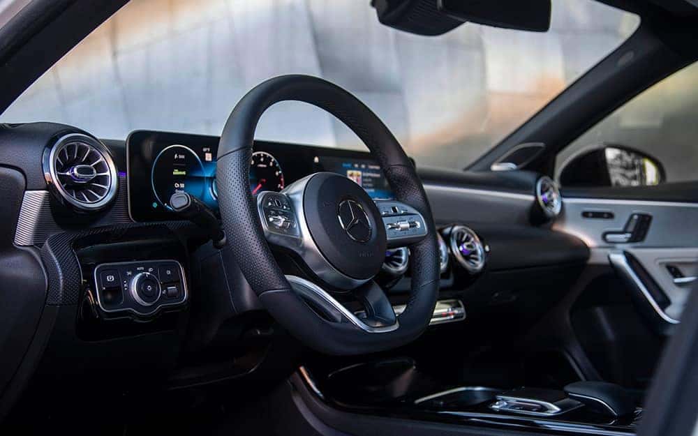 2019 MB A-Class Dash