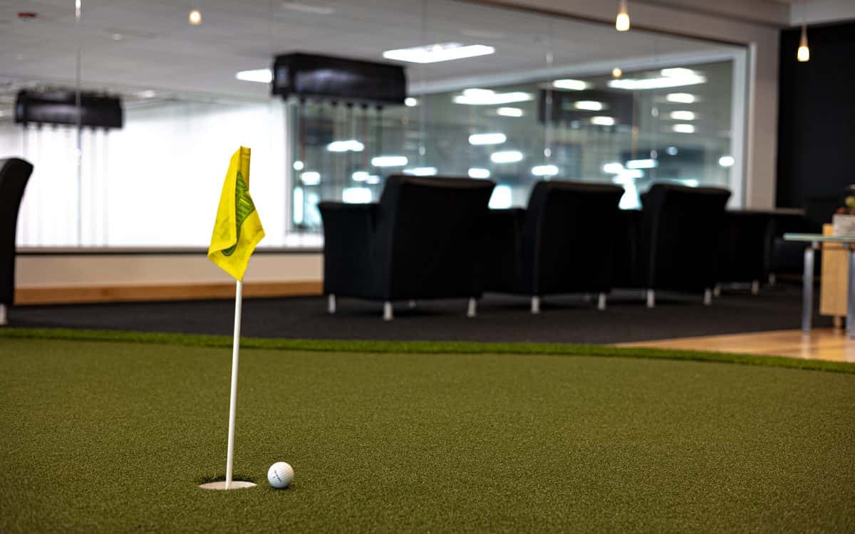 Indoor putting green in the customer lounge at Mercedes-Benz of Rockville Centre