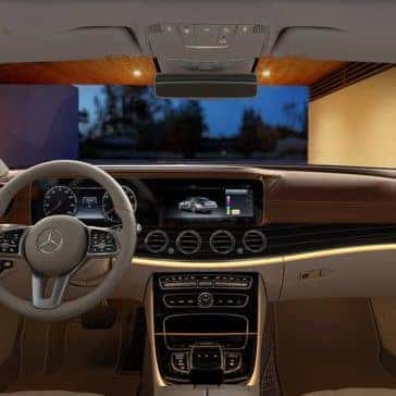 2020 MB E-Class Sedan Dash