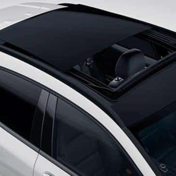 2019 Mercedes-Benz GLA rooftop