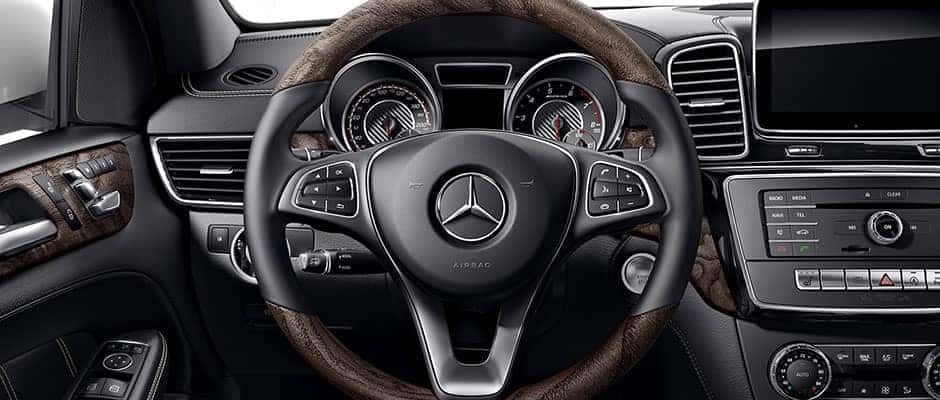 2019 Mercedes-Benz GLE steering wheel
