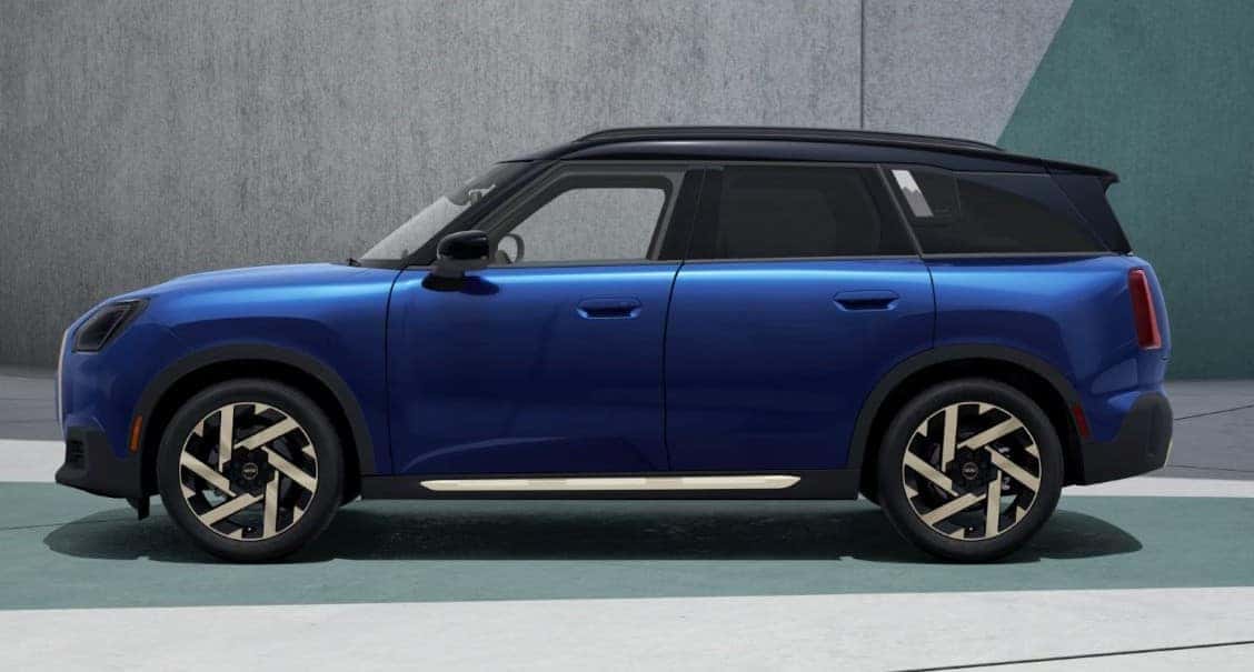 the 2025 MINI Countryman SE Iconic in blue