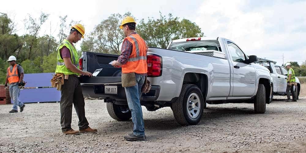 2018 Chevy Silverado 1500 Exterior Gallery 4