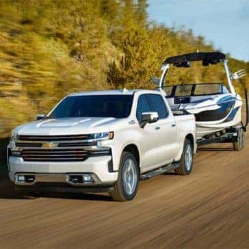 2019-Chevrolet-Silverado-with-Trailer