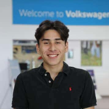 Osvaldo Flores