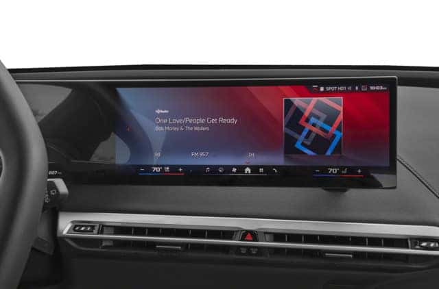 the curved display on a 2025 bmw ix