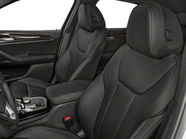 front interior view of the 2025 bmw x4 with grey interior