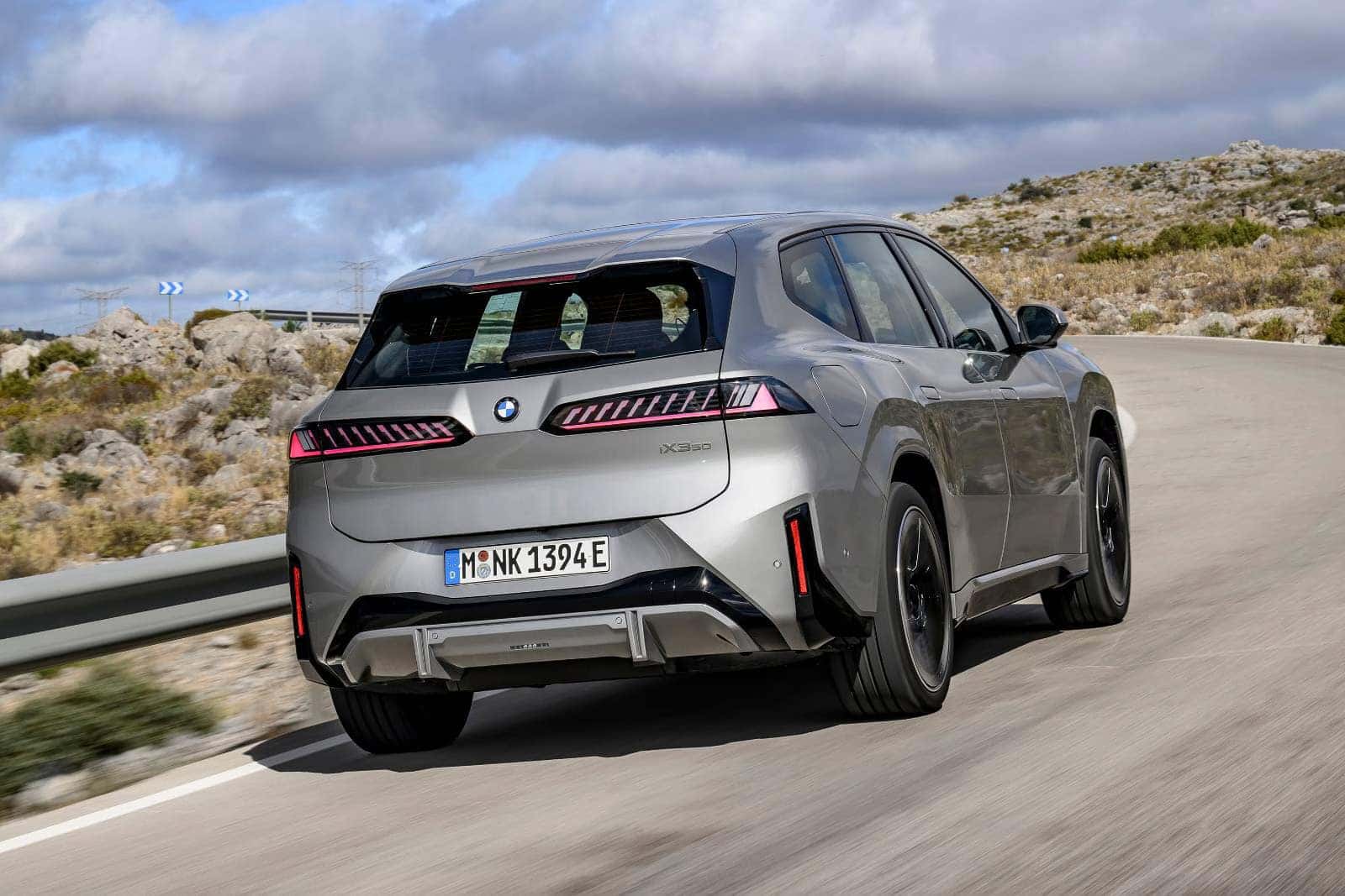 2027 BMW iX3 50 xDrive performance and powertrain