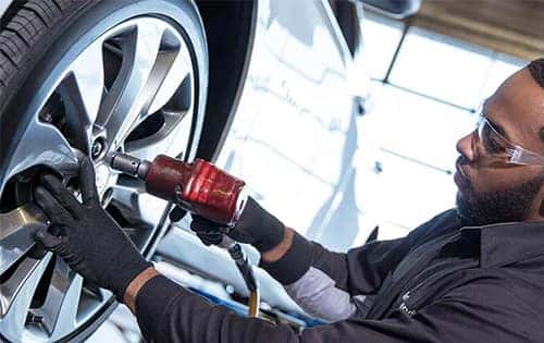 6-QUART ACDELCO GM OE DEXOS1® FULL SYNTHETIC OIL CHANGE AND TIRE ROTATION ON MOST VEHICLES