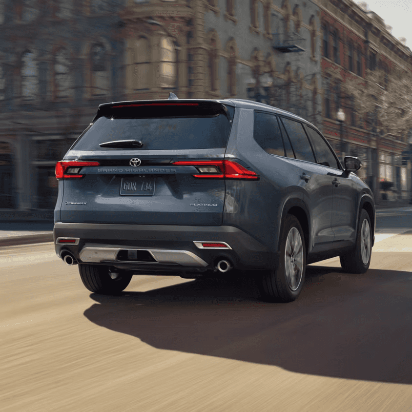2026 Toyota Highlander Exterior Back