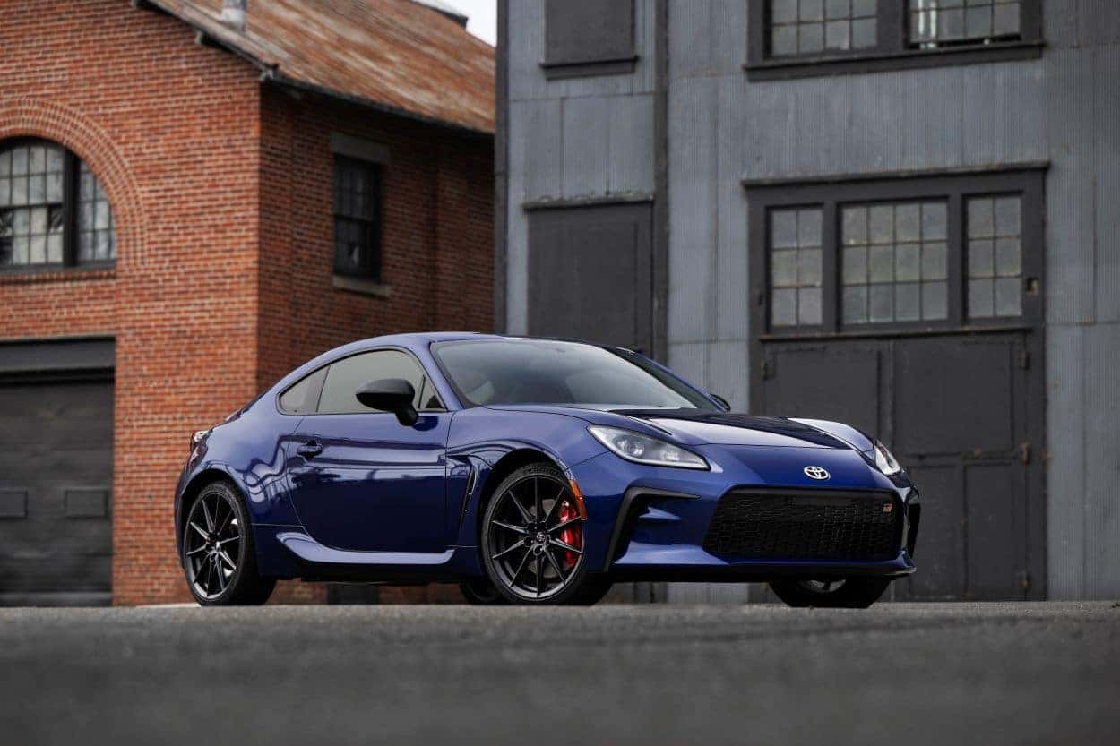 Navy Blue 2027 GR86 parked in front of buildings